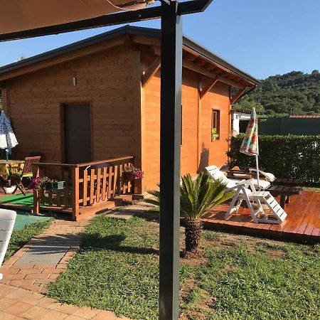 Chalet Impero Villa Scauri  Eksteriør bilde
