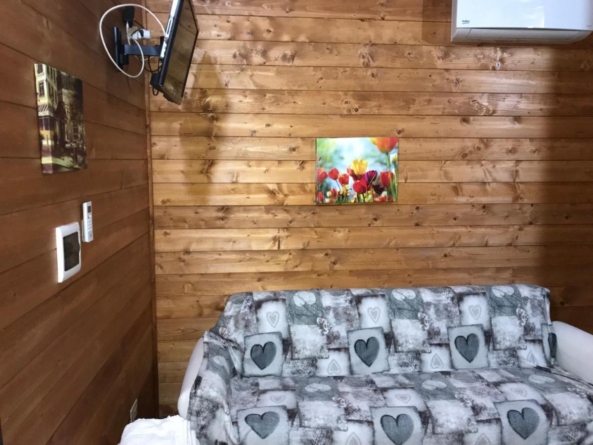 Chalet Impero Villa Scauri  Eksteriør bilde